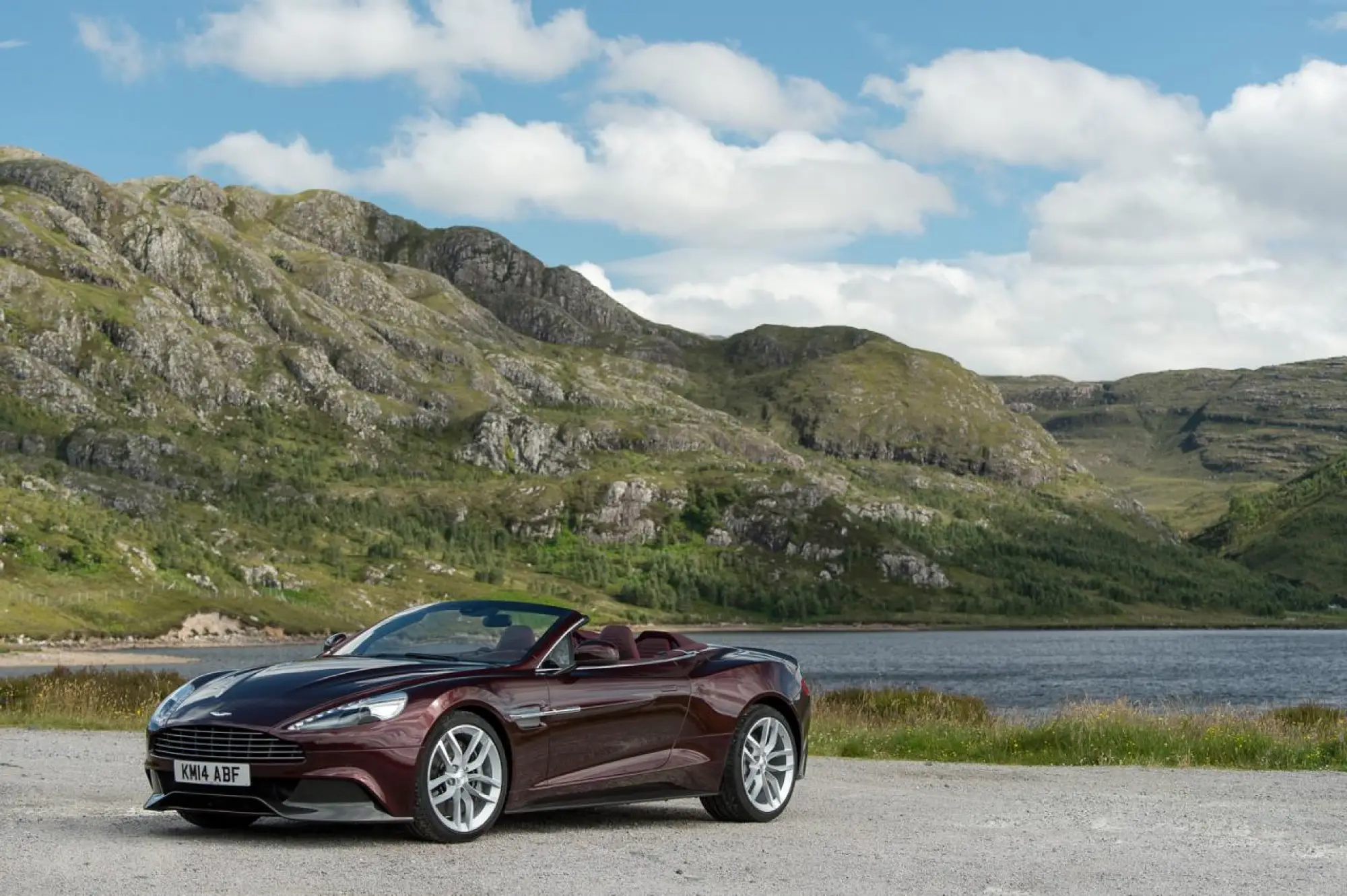 Aston Martin Vanquish e Rapide S 2015 - 52