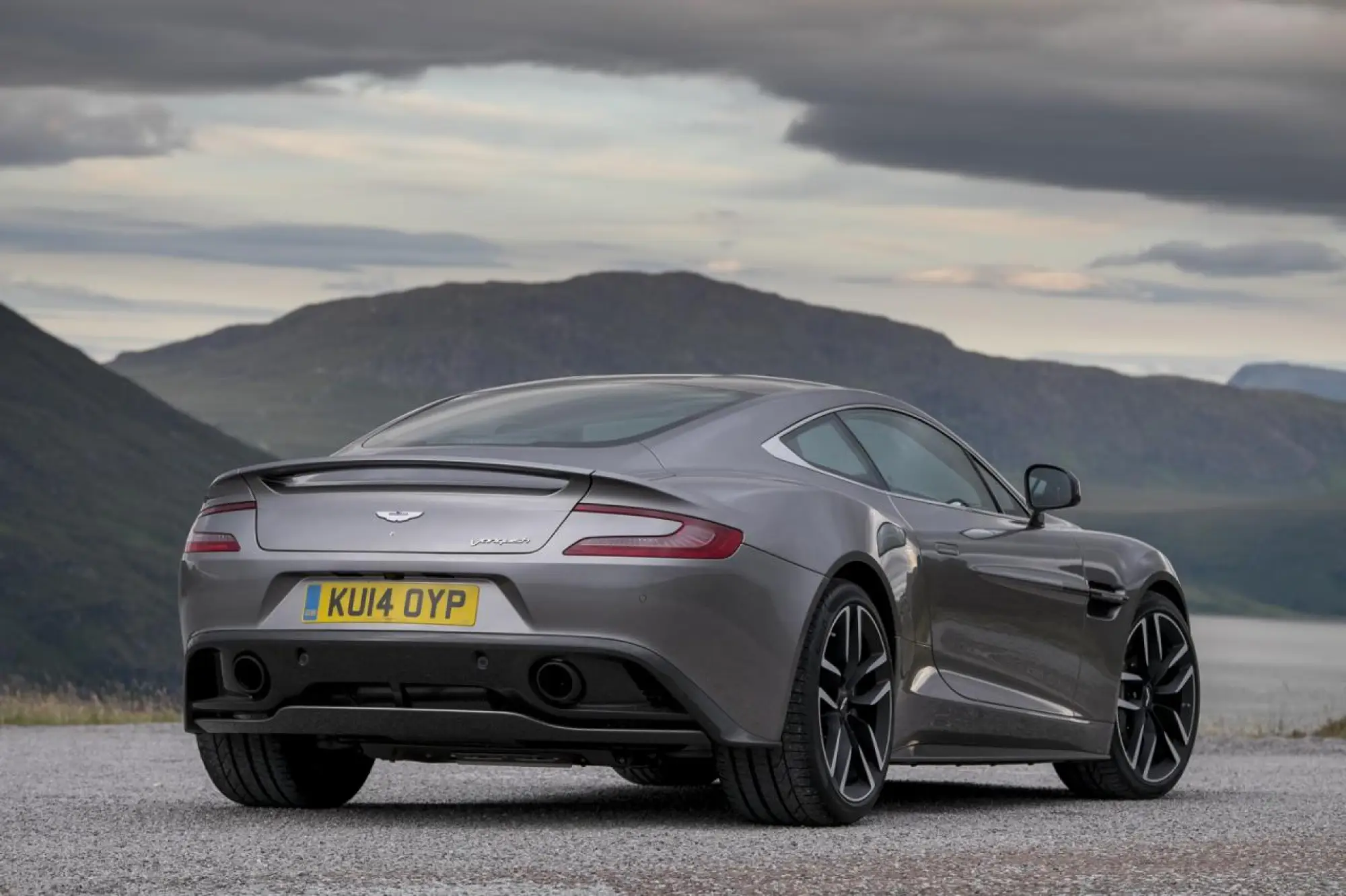 Aston Martin Vanquish e Rapide S 2015 - 66