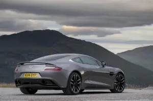 Aston Martin Vanquish e Rapide S 2015 - 77