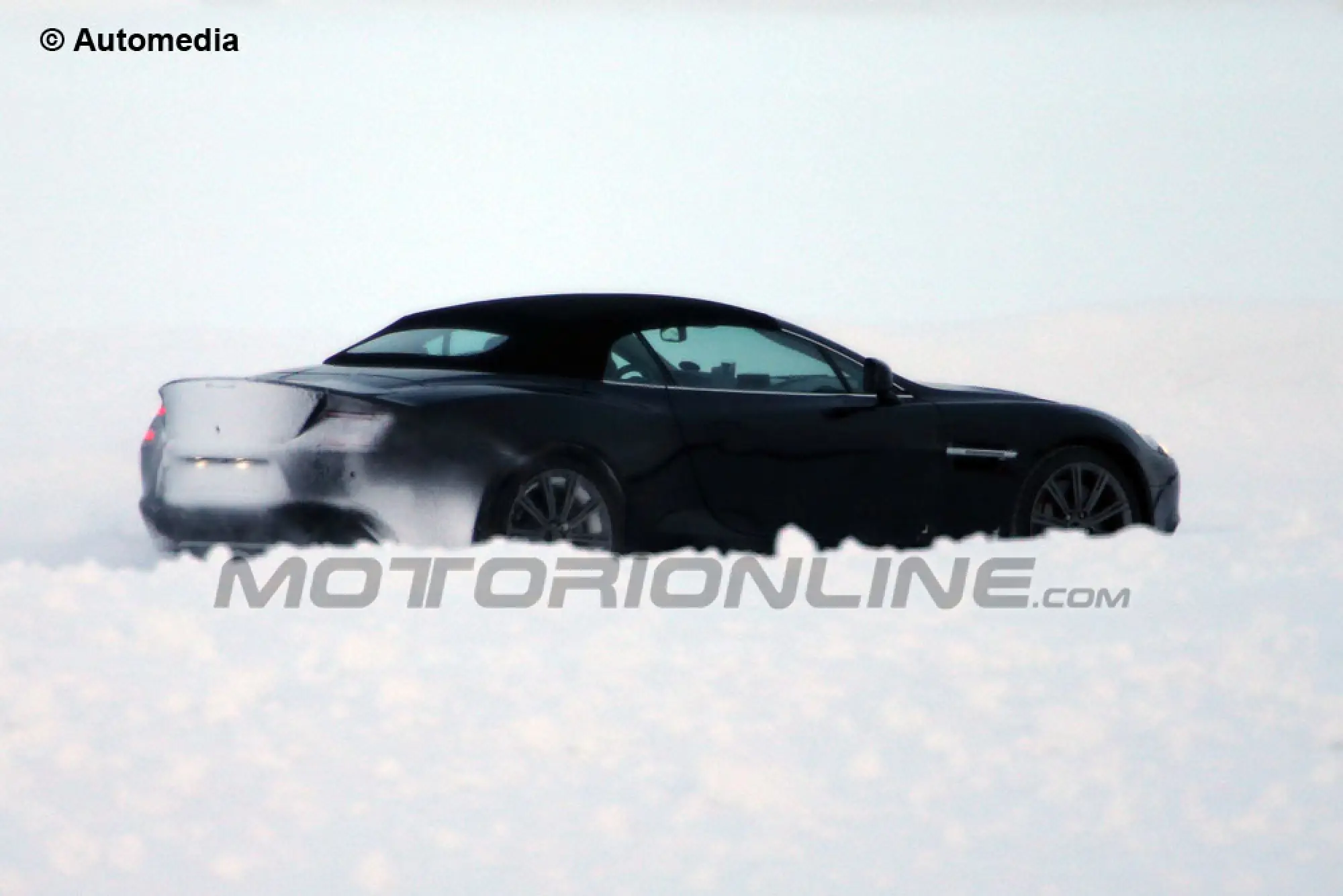 Aston Martin Vanquish Volante - Foto spia 07-02-2013 - 4