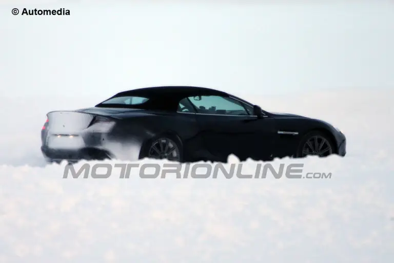 Aston Martin Vanquish Volante - Foto spia 07-02-2013 - 4