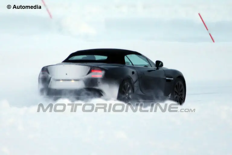 Aston Martin Vanquish Volante - Foto spia 07-02-2013 - 5