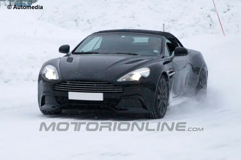 Aston Martin Vanquish Volante - Foto spia 16-02-2013 - 1