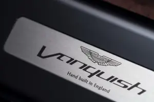 Aston Martin Vanquish Volante - Foto ufficiali - 26