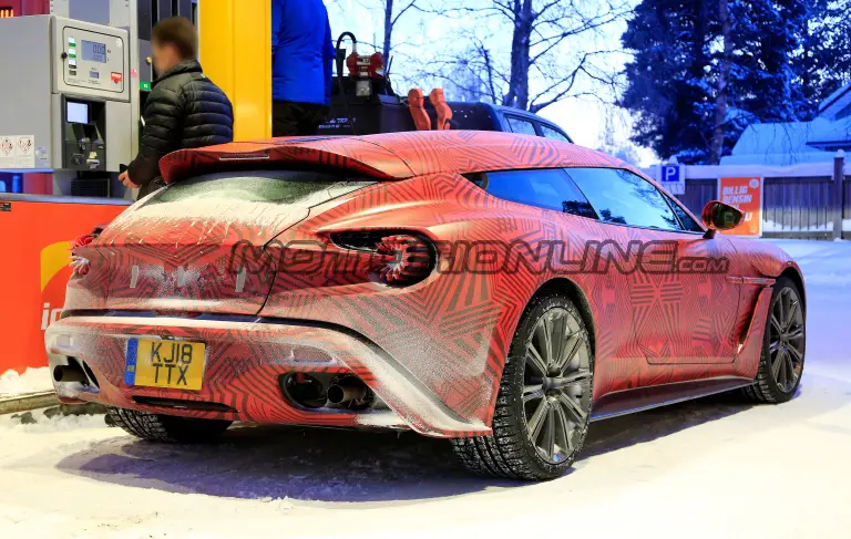 Aston Martin Vanquish Zagato Shooting Brake - Foto spia 16-01-2019 - 4