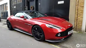 Aston Martin Vanquish Zagato Volante in strada