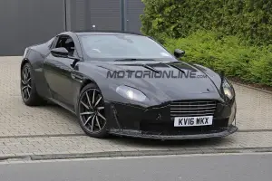 Aston Martin Vantage 2017 - Foto spia 23-06-2016 - 2