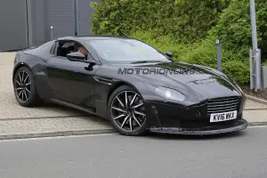 Aston Martin Vantage 2017 - Foto spia 23-06-2016