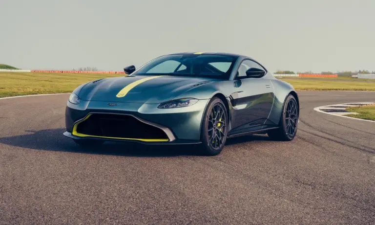 Aston Martin Vantage AMR - Foto ufficiali - 7