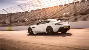 Aston Martin Vantage AMR