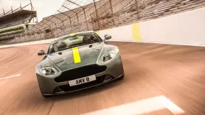 Aston Martin Vantage AMR