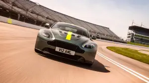 Aston Martin Vantage AMR