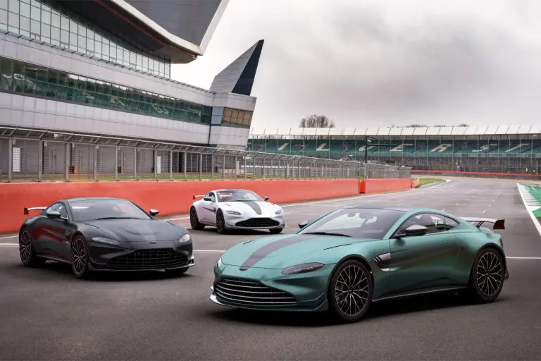 Aston Martin Vantage F1 Edition - Foto ufficiali - 11