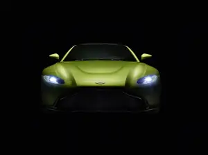 Aston Martin Vantage - Foto Rankin