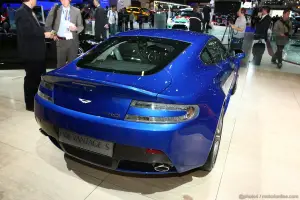 Aston Martin Vantage Ginevra 2011