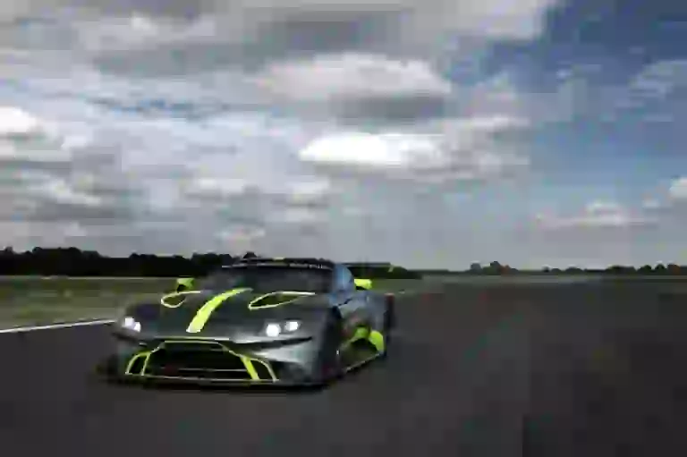 Aston Martin Vantage GT3 e GT4 2018 - 2