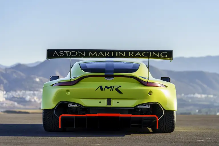 Aston Martin Vantage GTE 2018 - 9
