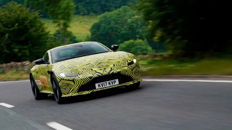 Aston Martin Vantage MY 2018 - Teaser - 2