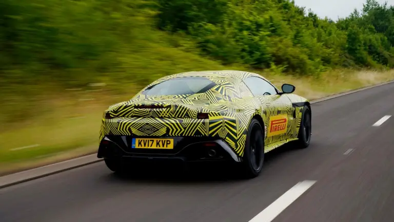 Aston Martin Vantage MY 2018 - Teaser - 4