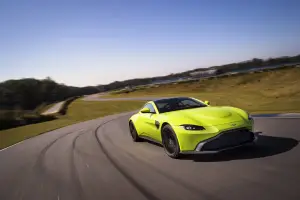 Aston Martin Vantage Novembre 2017