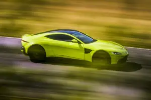 Aston Martin Vantage Novembre 2017