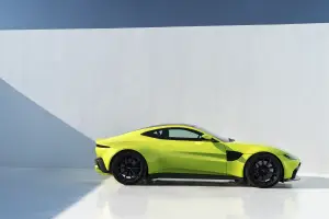 Aston Martin Vantage Novembre 2017 - 9