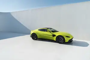 Aston Martin Vantage Novembre 2017