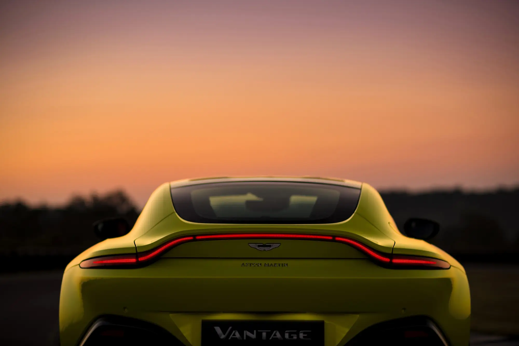 Aston Martin Vantage Novembre 2017 - 12