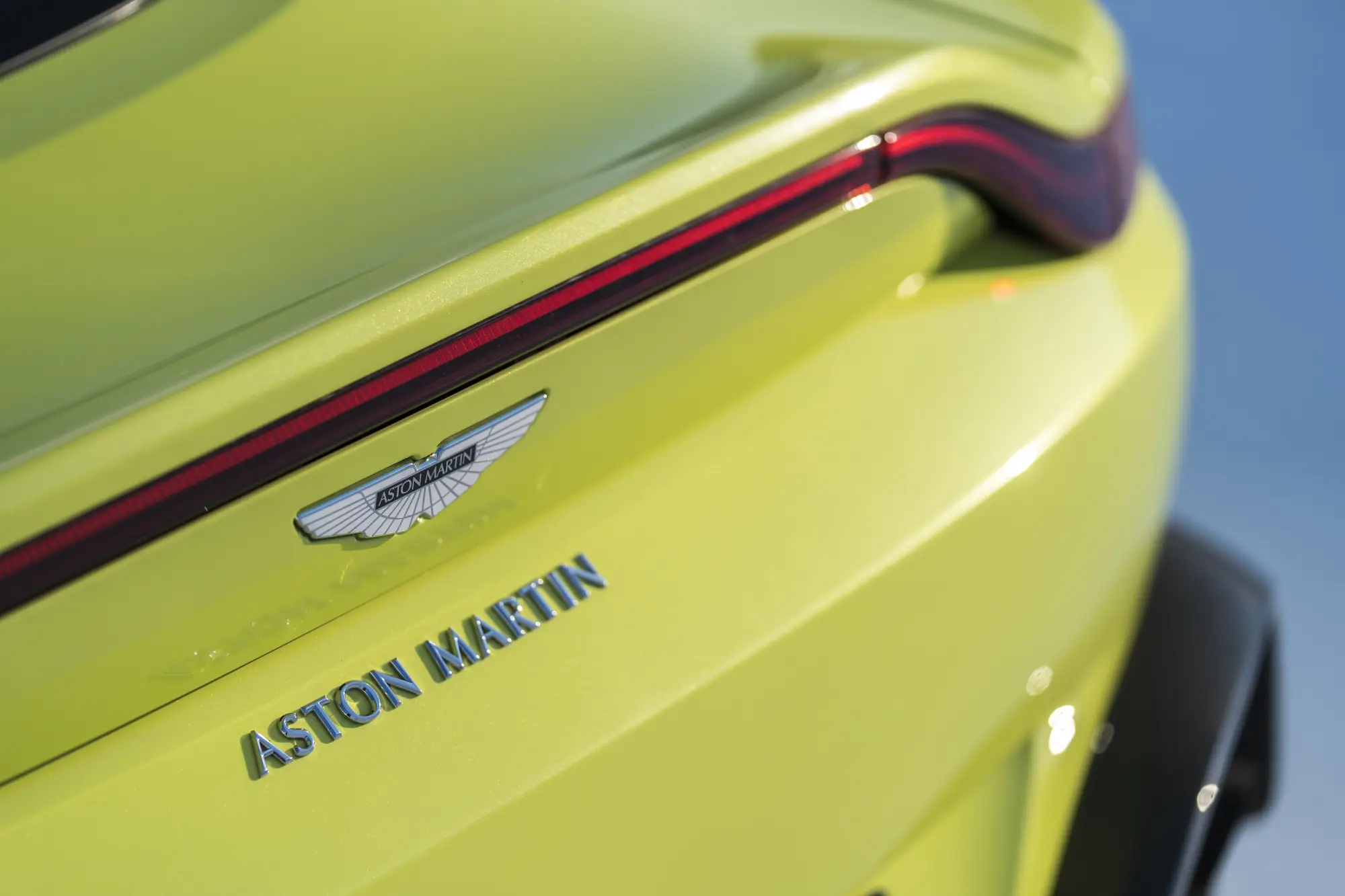Aston Martin Vantage Novembre 2017 - 14