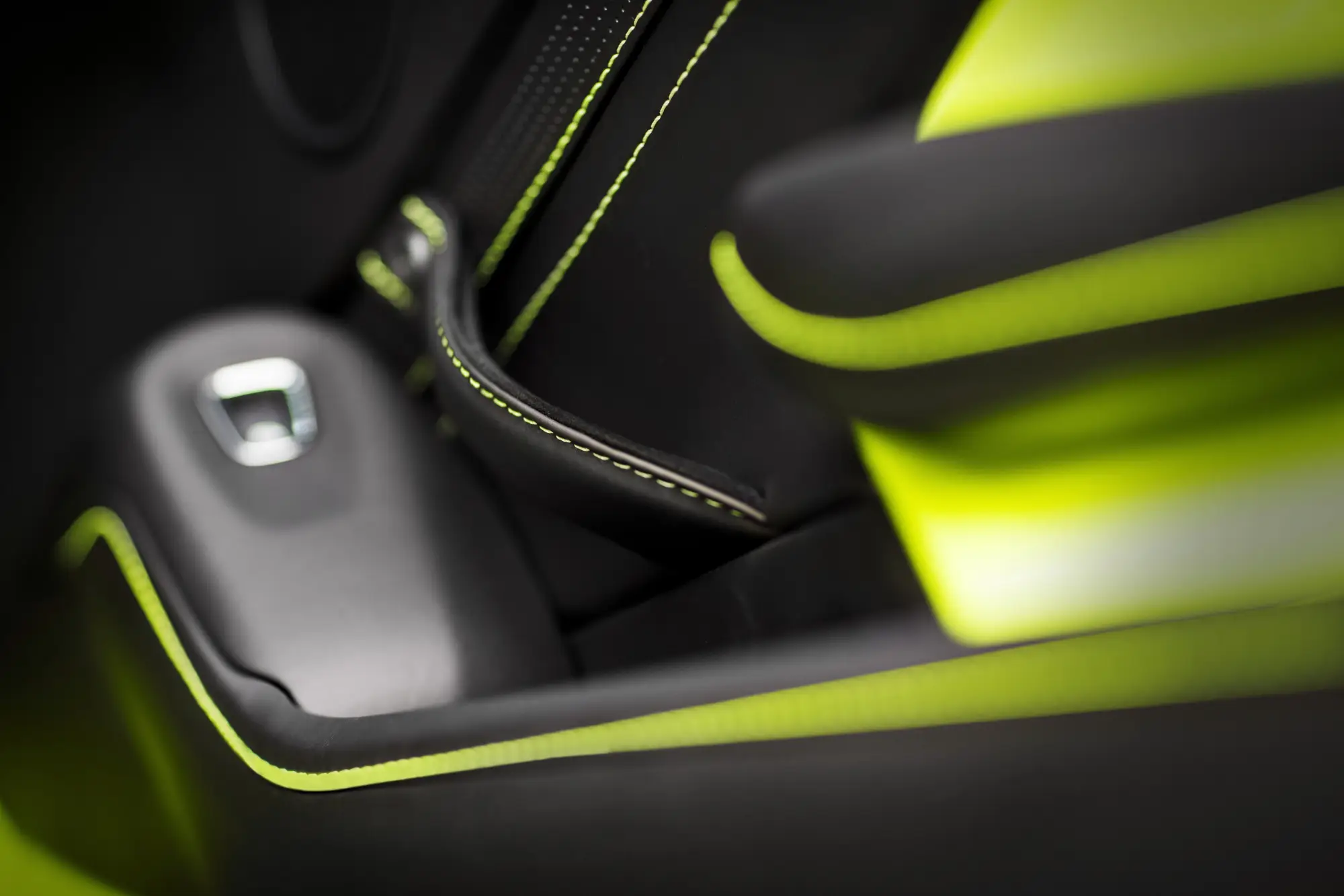 Aston Martin Vantage Novembre 2017 - 20