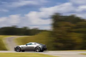 Aston Martin Vantage Novembre 2017