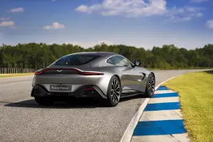 Aston Martin Vantage Novembre 2017