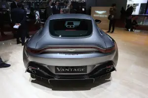 Aston Martin Vantage V8 - Salone di Ginevra 2018 - 2