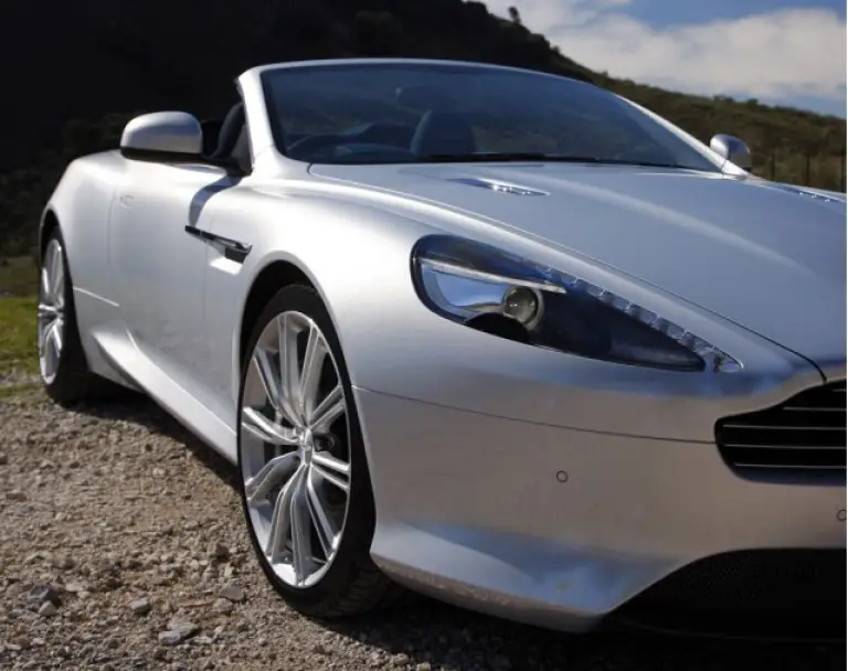 Aston Martin Virage gallery - 7