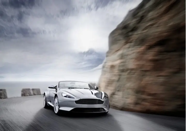 Aston Martin Virage gallery - 14