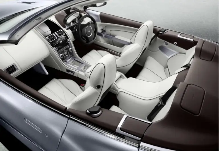 Aston Martin Virage gallery - 15