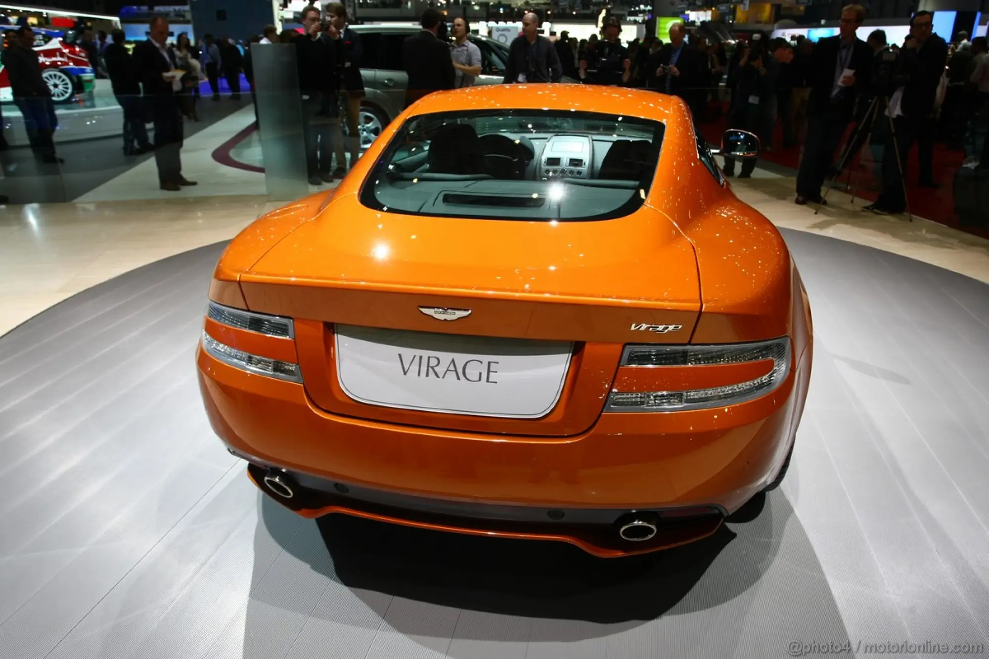 Aston Martin Virage Ginevra 2011 - 5