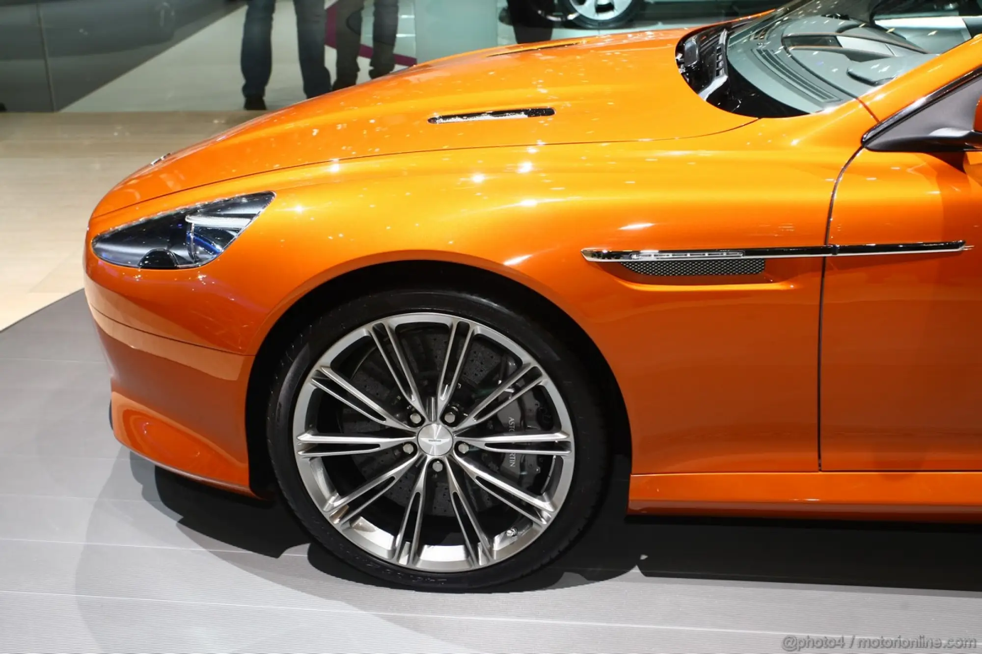 Aston Martin Virage Ginevra 2011 - 9