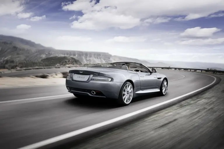 Aston Martin Virage - 18