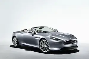 Aston Martin Virage - 21