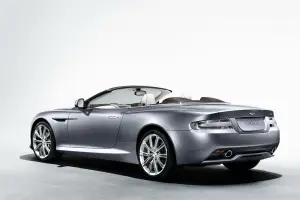 Aston Martin Virage - 24