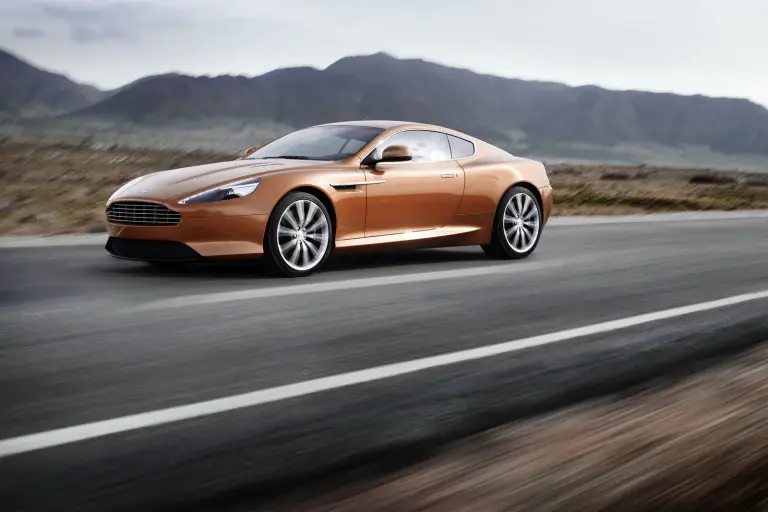 Aston Martin Virage - 32