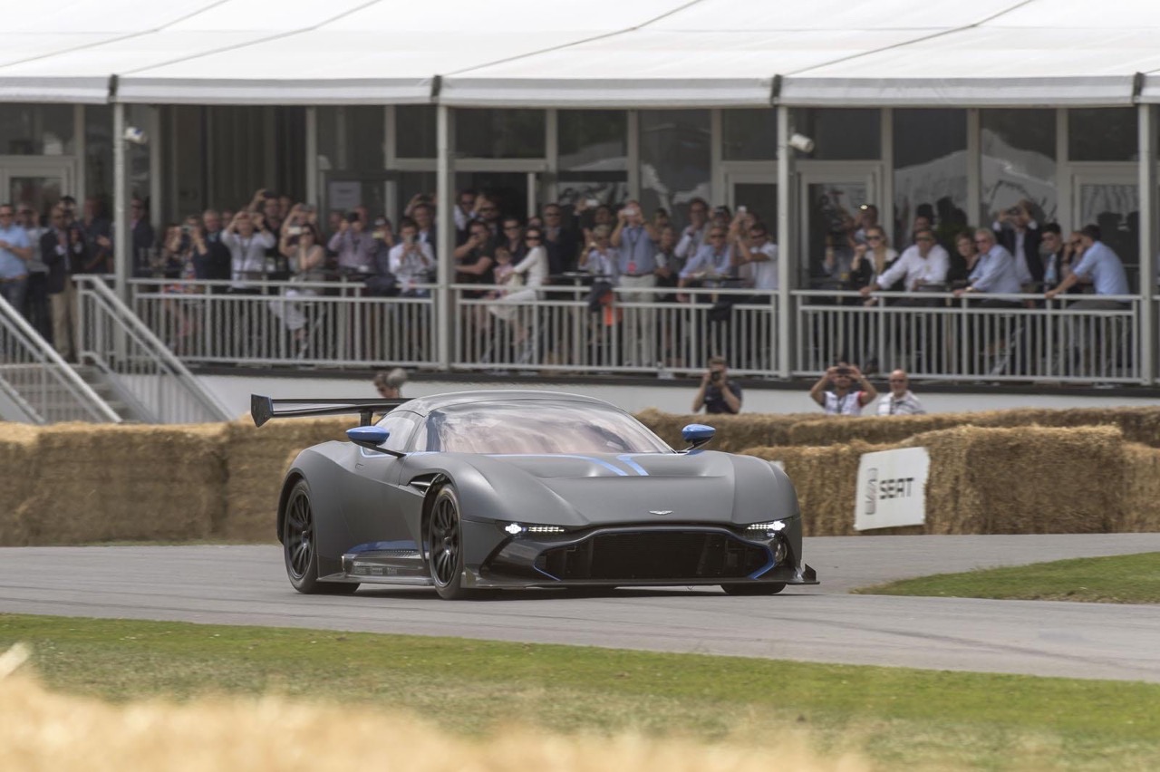 Aston Martin Vulcan a Goodwood - Festival of Speed 2015