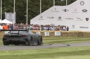 Aston Martin Vulcan a Goodwood - Festival of Speed 2015