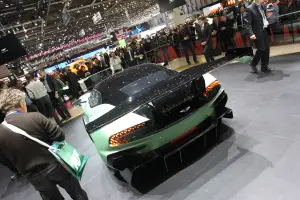 Aston Martin Vulcan - Salone di Ginevra 2015 - 4