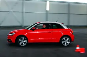 Audi A1 2011 - 19