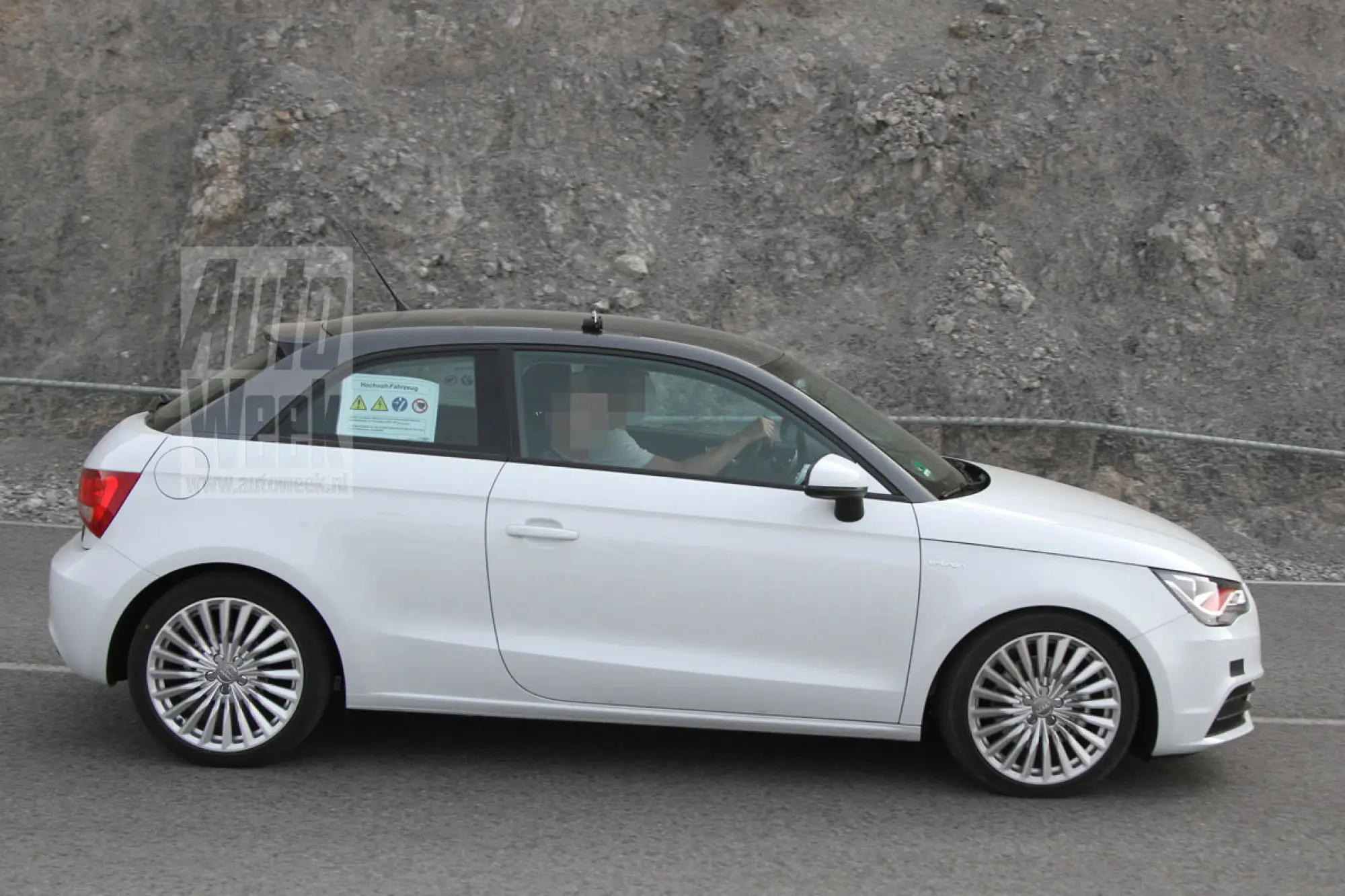 Audi A1 e-tron elettrica foto spia agosto 2012 - 3