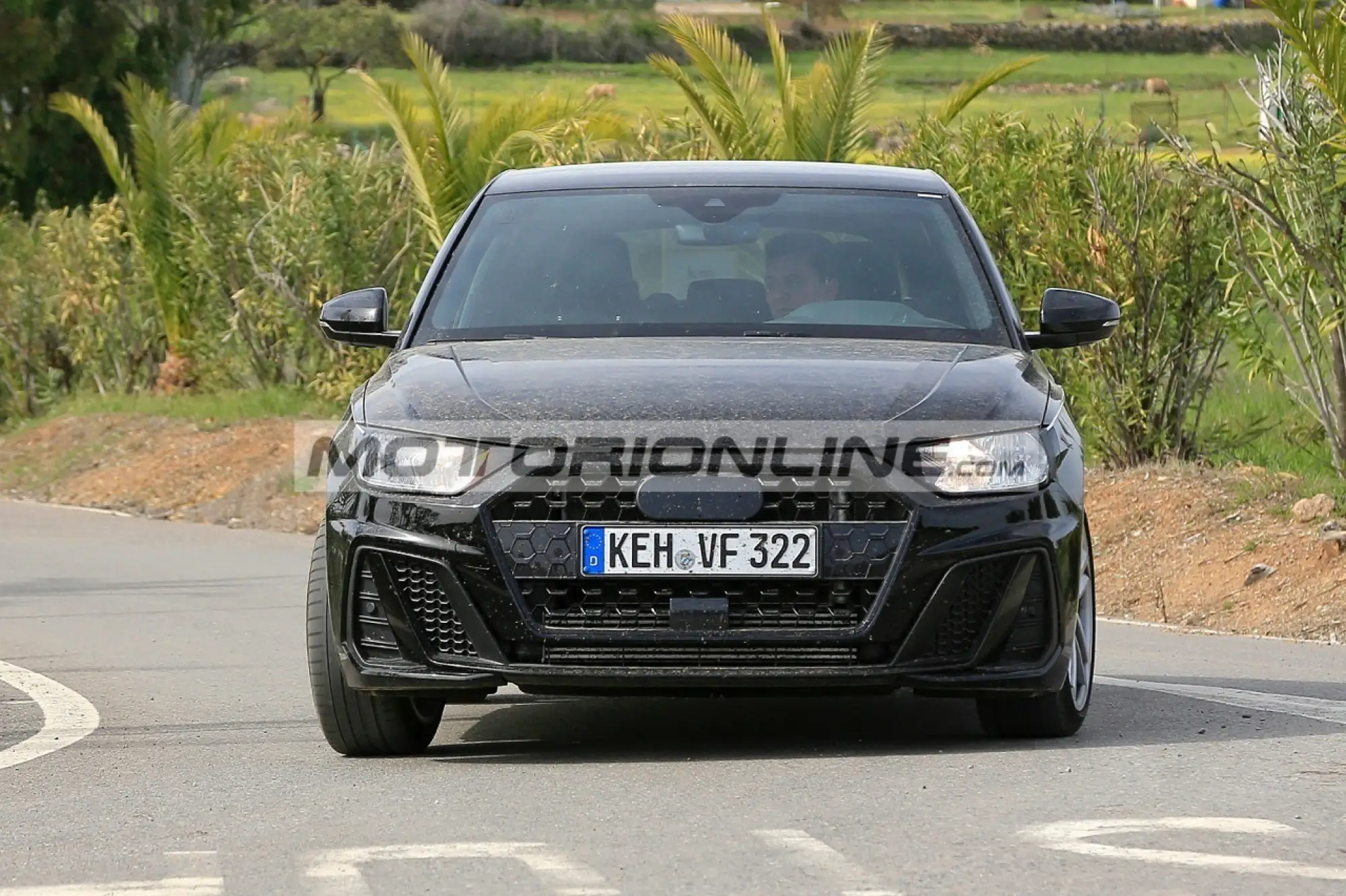 Audi A1 foto spia 26-4-2018 - 1