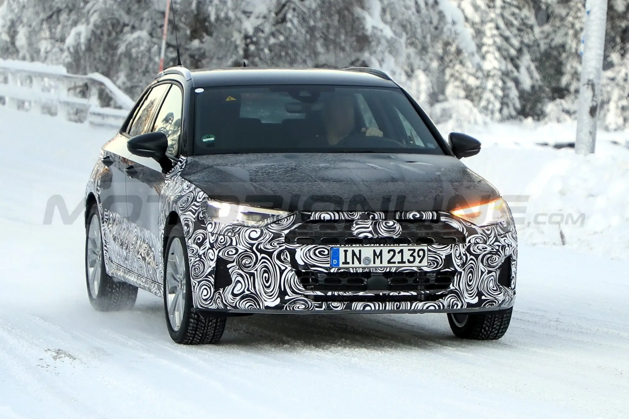 Audi A3 Allroad - Foto Spia 14-12-2021 - 1