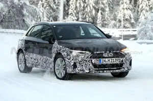 Audi A3 Allroad - Foto Spia 14-12-2021